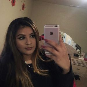 Meet your Posher, Krystel